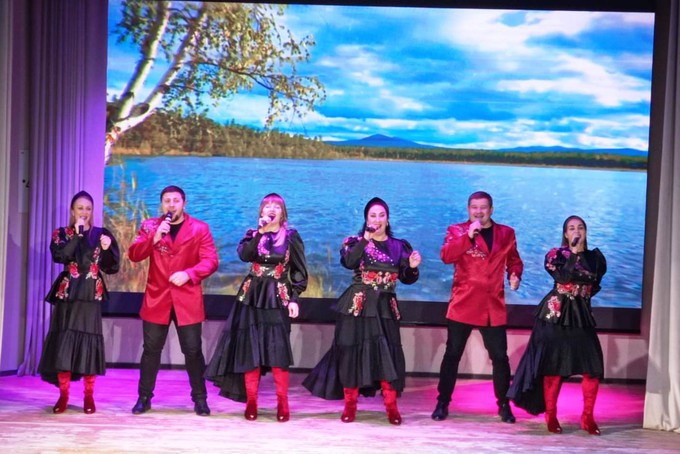 Вокальный ансамбль «ВЕЛИЯ»