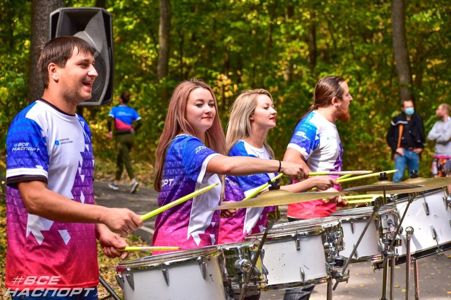 Show band. Короча група версия выступления.